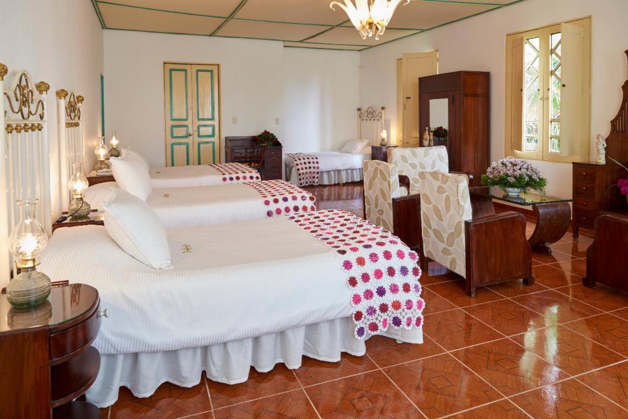 Finca Hotel Los Girasoles Монтенегро Экстерьер фото