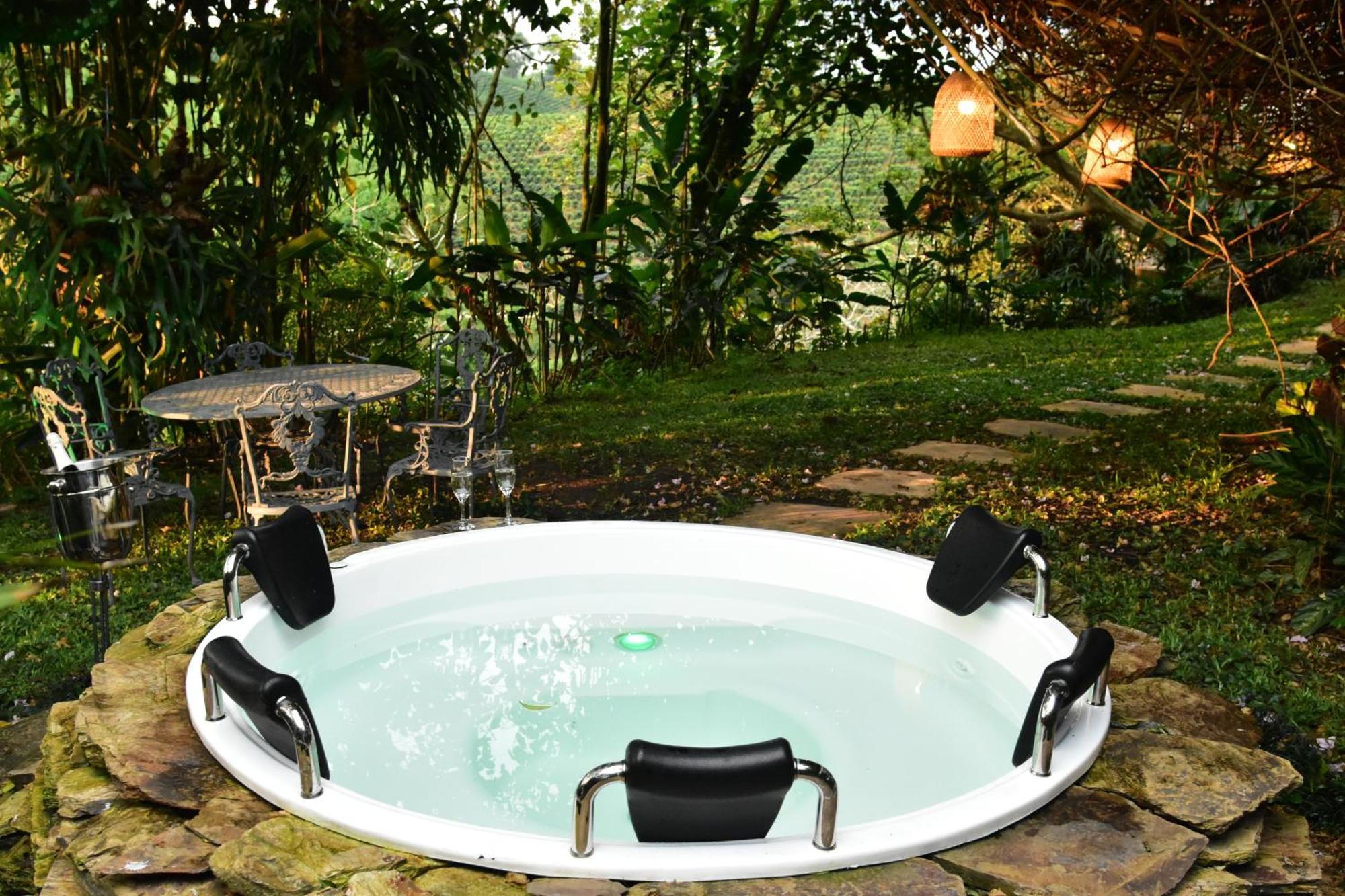 Finca Hotel Los Girasoles Монтенегро Экстерьер фото