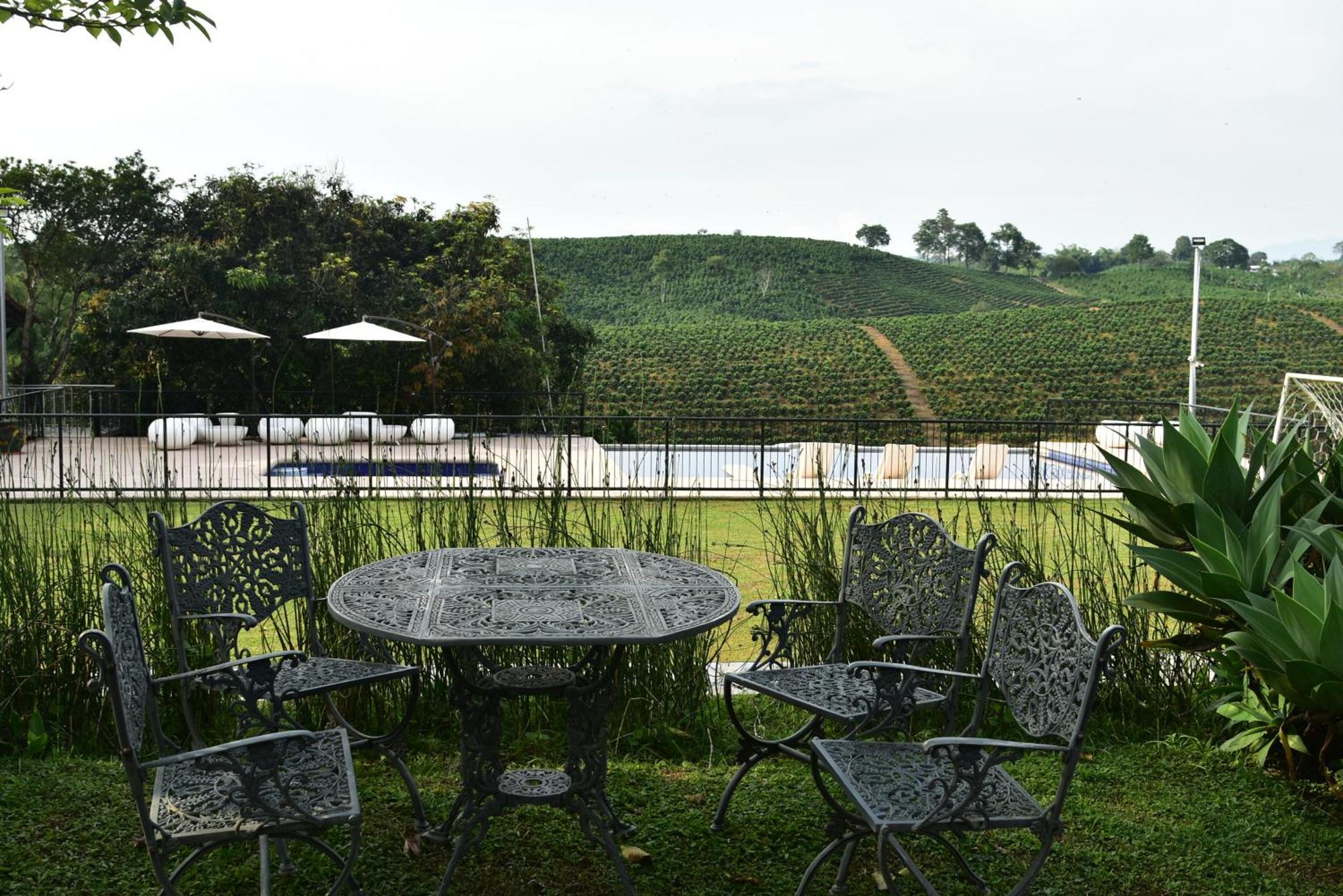 Finca Hotel Los Girasoles Монтенегро Экстерьер фото
