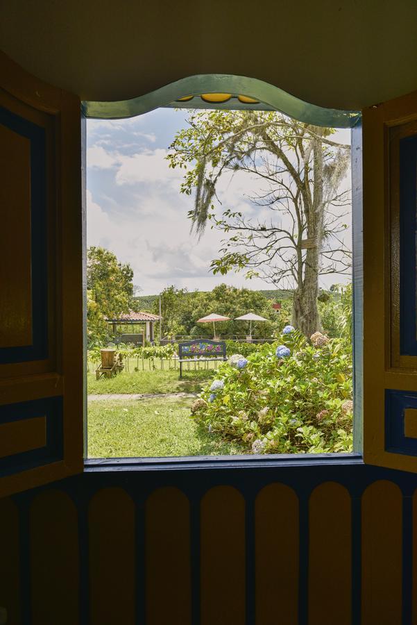 Finca Hotel Los Girasoles Монтенегро Экстерьер фото