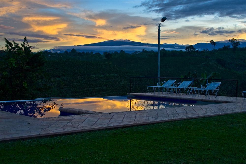 Finca Hotel Los Girasoles Монтенегро Экстерьер фото